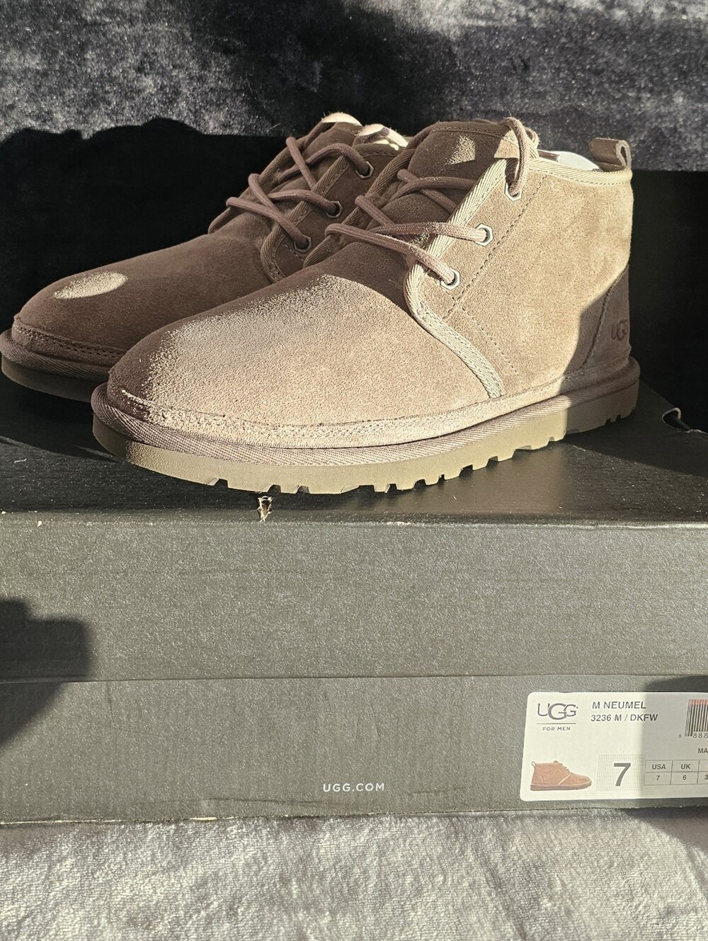 UGG Men Chukka Boots in Chestnut Suede
